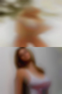 julianneMusman, white women looking